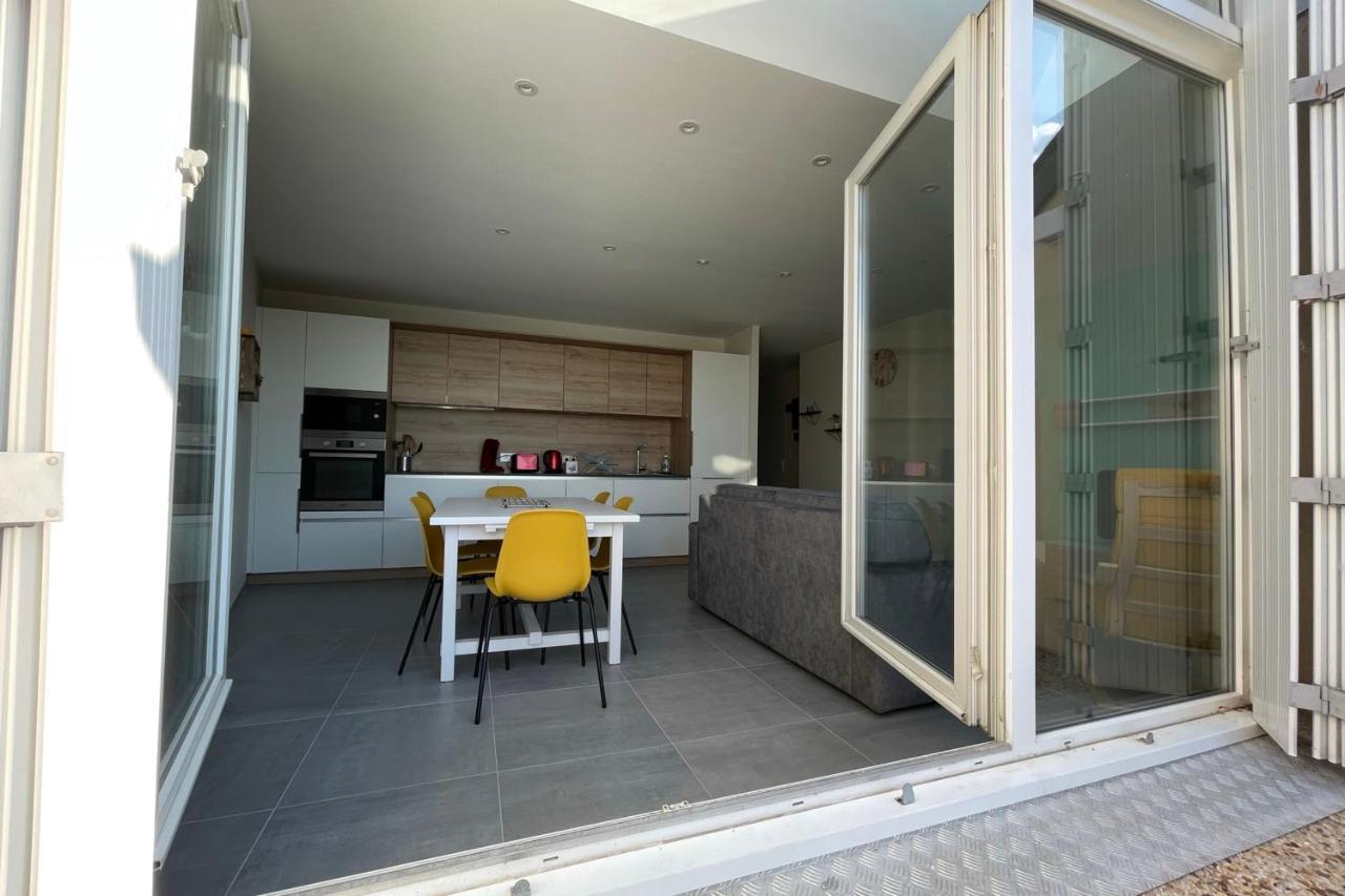 Luxury Apartment With Exceptional View On The Cher River 셍 따베흑땅 외부 사진