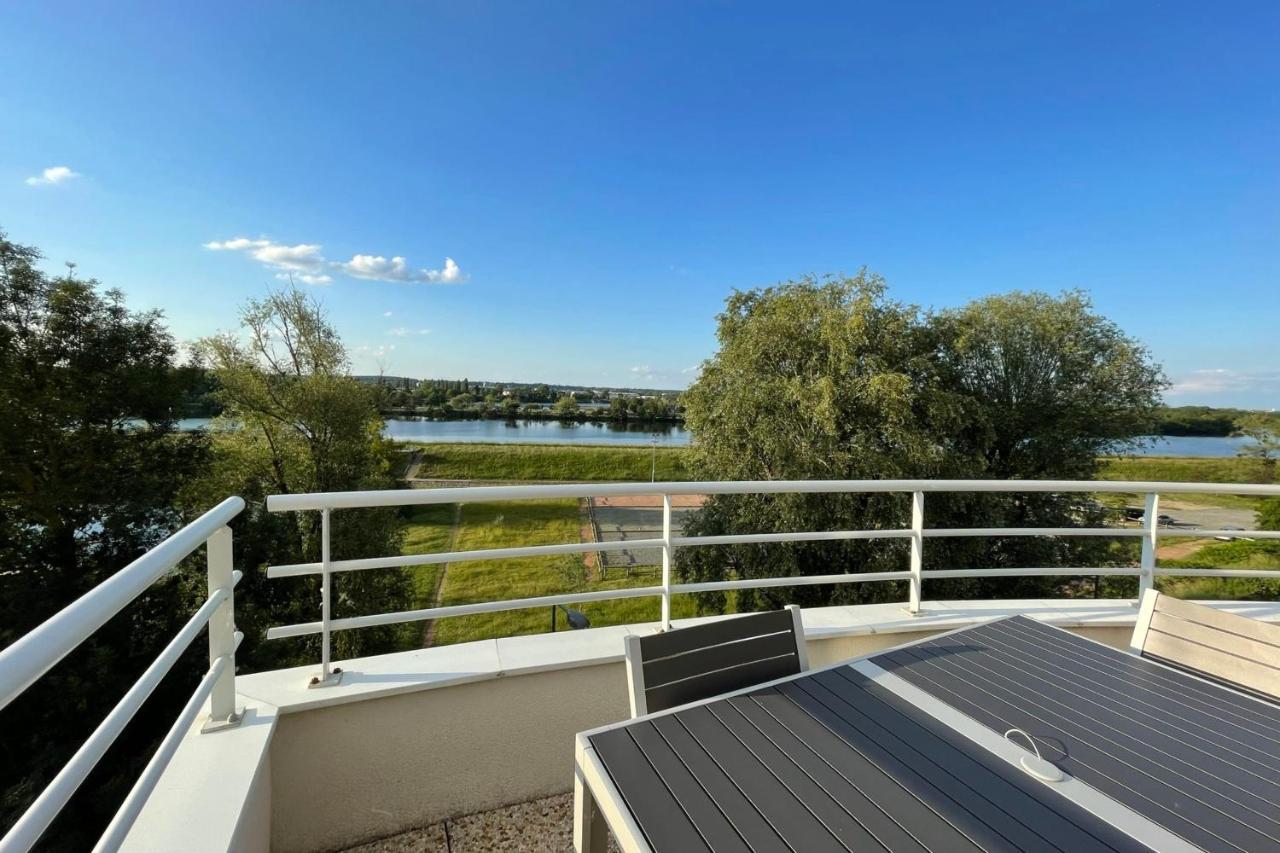 Luxury Apartment With Exceptional View On The Cher River 셍 따베흑땅 외부 사진